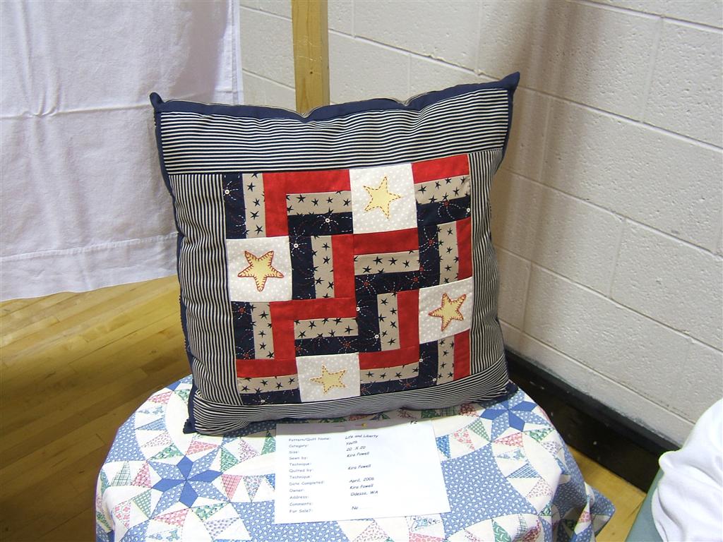 Quilts 2 0406 047 (Medium).jpg